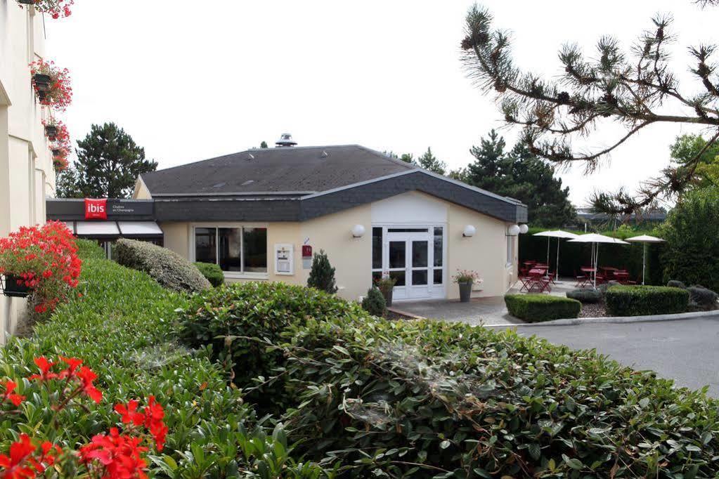 Hotel Ibis Chalons En Champagne Exterior foto